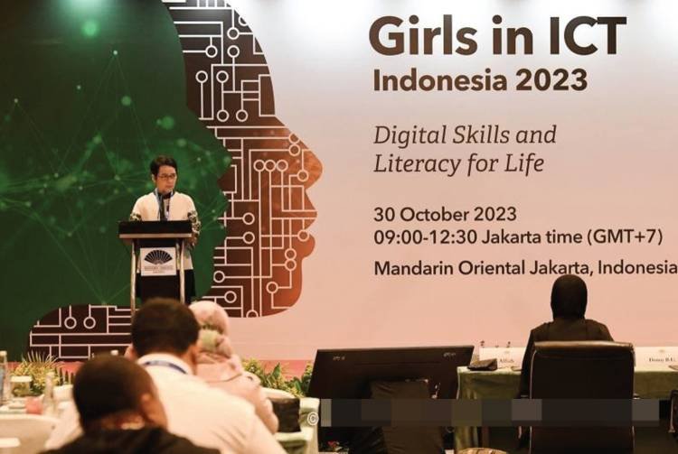 Sekjen Kominfo Ajak Perempuan Indonesia Kuasai STEM dan Literasi Digital