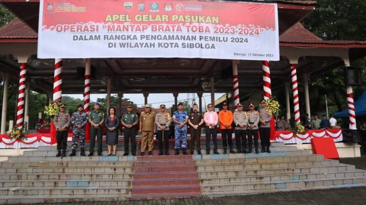 Kapolres Sibolga Pimpin Apel Gelar Pasukan “Operasi Mantap Brata Toba 2023-2024*