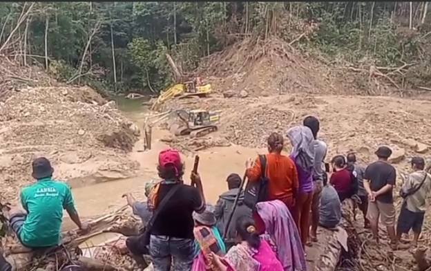 Pencarian Korban Longsor Dolok Simarsolpah Diperpanjang Lagi