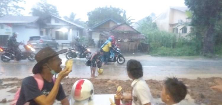Dalam 1 Jam, Lebih 20 Kendaraan Alami Kecelakaan di Jalan Sepanjang Pembangunan JDU Kwala Bekala-Simalingkar B