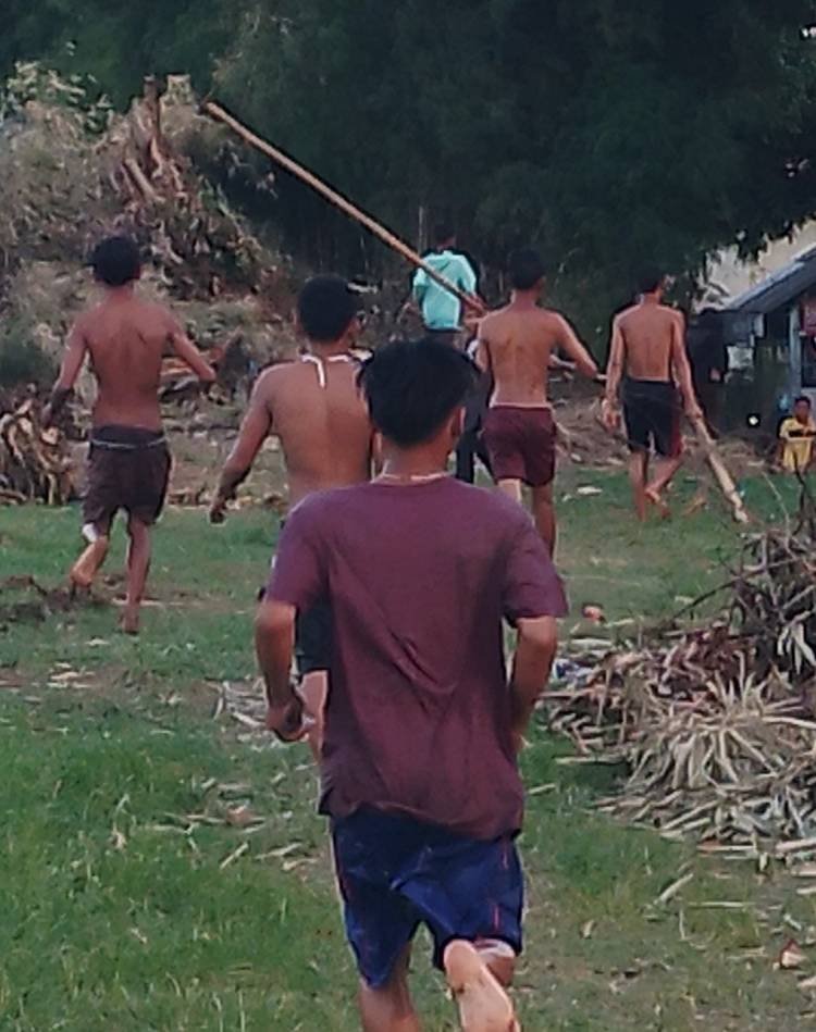 Dua Kelompok Remaja Tawuran di Bantaran Sungai Deli Marelan