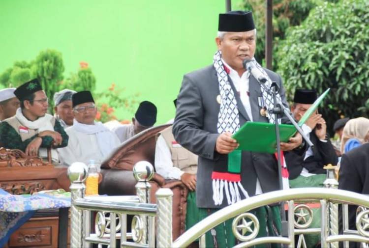 Plt Bupati Palas Pimpin Upacara Hari Santri Nasional