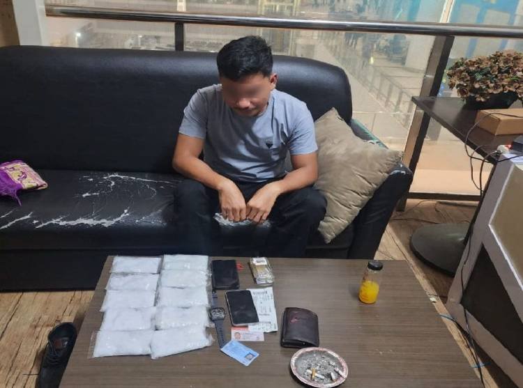 Selipkan 1 Kg Sabu di Sepatu, Calon Penumpang Ditangkap di Bandara Kualanamu