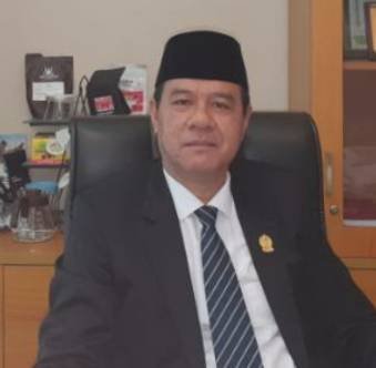 Ingan Amin Barus: Gedung SD di Desa Bandar Purba dan Toilet di Lingga Muda Karo Tidak Layak Beroperasi