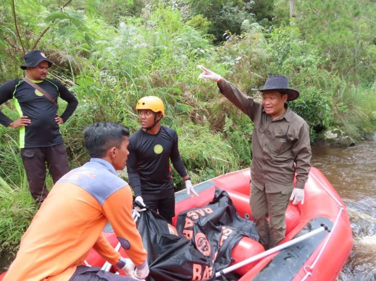 Wabup Humbahas Pimpin Pencarian Juniman Gulo di Sungai Aek Silang