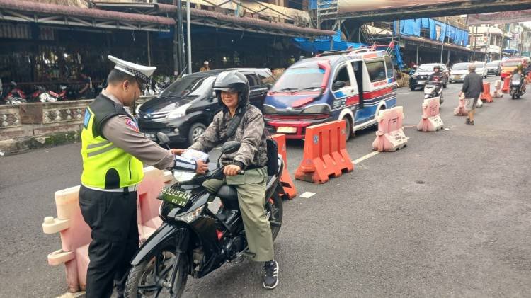Satlantas Polres Pematang Siantar Sosialisasi Tertib Berlalu Lintas