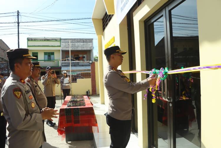 Kapolres Samosir Resmikan Ruangan SPKT, Asrama Polisi Polsek Harian Boho dan Polsek Simanindo