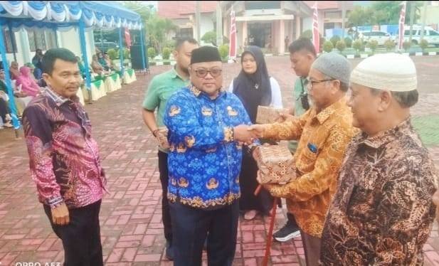 Peringati HKN ke-59, Pemkab Agara  Beri Penghargaan Purna Bakti Pegawai Kesehatan