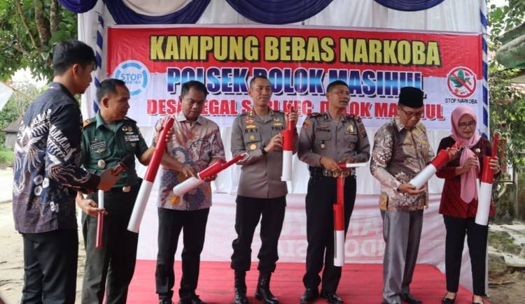 Kapolres dan Bupati Sergai Resmikan Kampung Bersinar di Desa Tegalsari Dolokmasihul