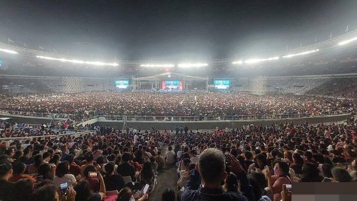 Perayaan Natal di GBK, Stadion Dipenuhi Jemaat