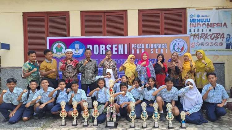 SMP Taman Asuhan Juara Umum Porseni Yaspendik PTPN 4