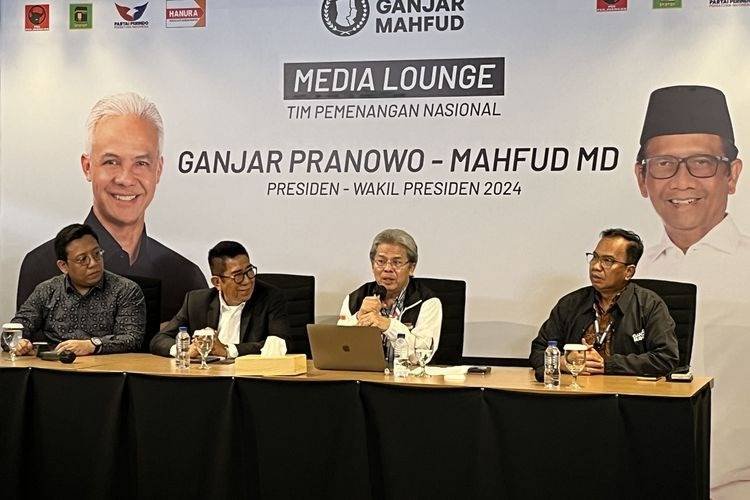 TPN Ganjar-Mahfud Minta Pembagian Bansos Ditunda Sampai Pemilu 2024 Selesai