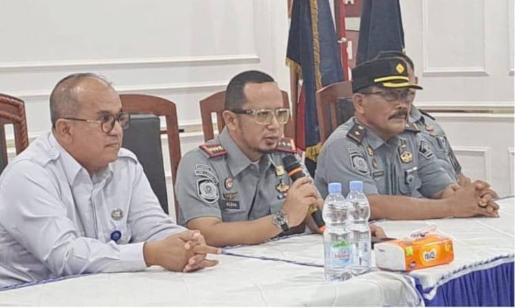 124 Pegawai Lapas Labuhanruku Ikuti Tes Urine