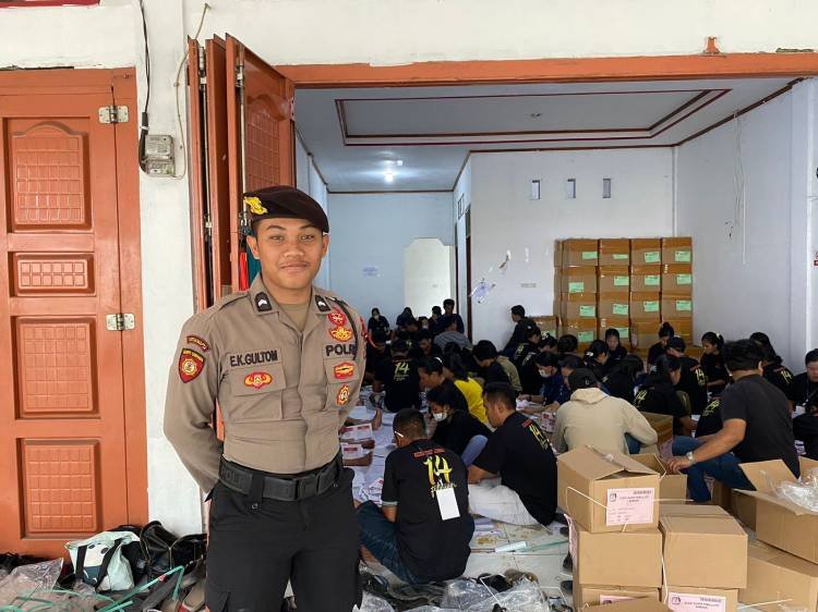 Polres Samosir Amankan Penyortiran dan Pelipatan Surat Suara Pemilu 2024