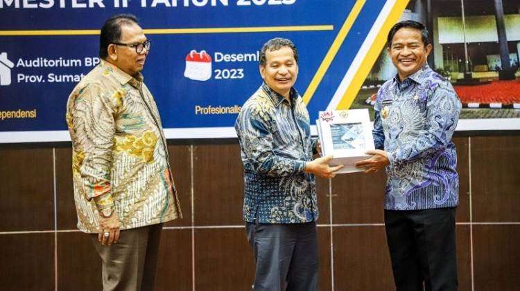 Ketua DPRD SU Desak Pemprov Sumut Segera Tindaklanjuti LHP BPK Terhadap 3 Paket Pekerjaan