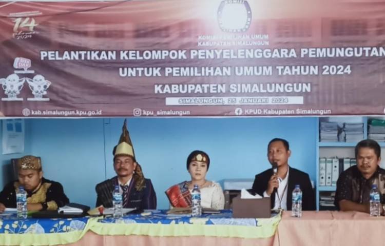 KPU Lantik 21.364 Anggota KPPS Secara Serentak di Simalungun