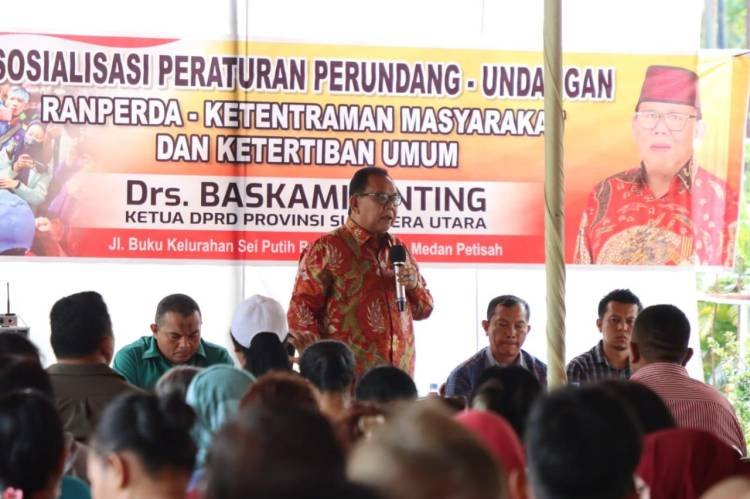 Warga Medan Petisah Mengadu ke Ketua DPRD SU Terkait Krisis Pasokan Air Minum