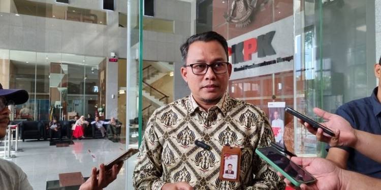 Eks Sekjen Kemensos Dicecar soal Seleksi Vendor Beras Bansos