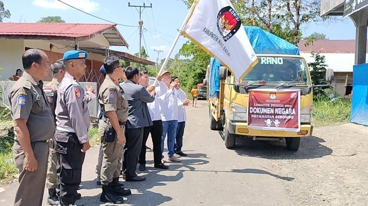 H-2 , KPU Nias Barat Berangkatkan Logistik Pemilu Kecamatan Sirombu