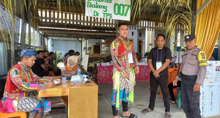 TPS Pakaian Kuda Lumping di Deliserdang, Capres Prabowo Menang Telak