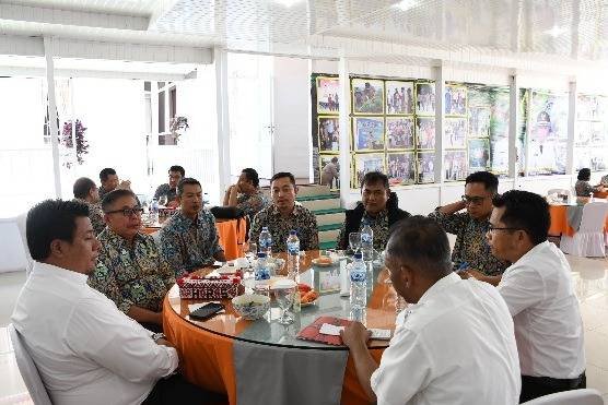 Jamu Kepala BBPJN Sumut, Bupati Minta Jalan di Samosir Dibenahi Pakai Dana Inpres