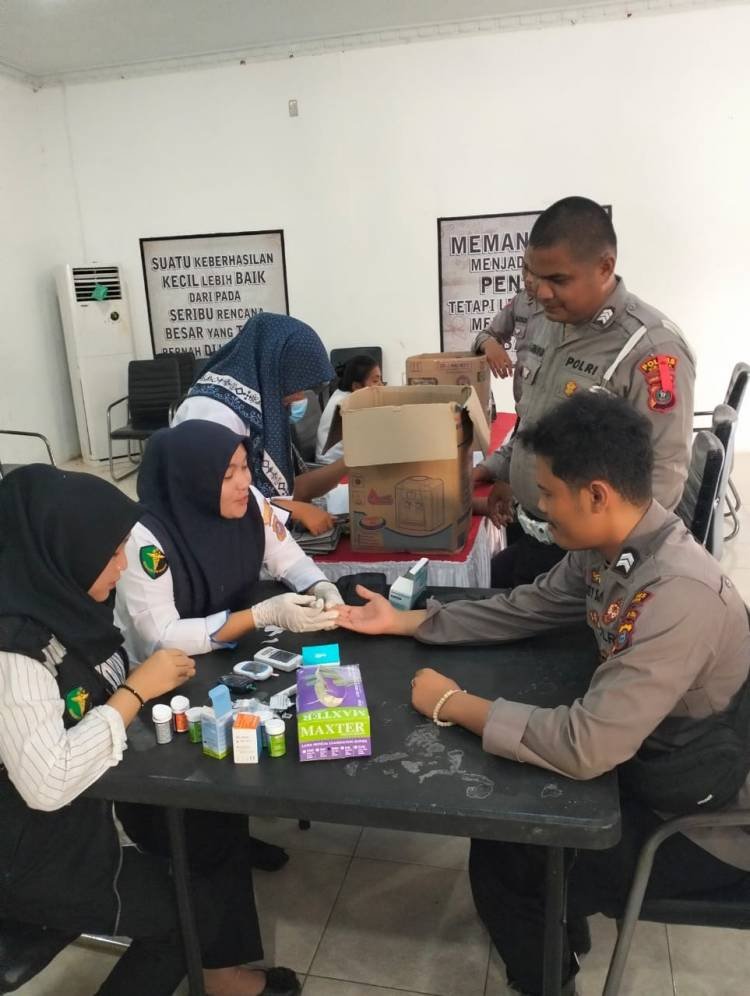 Personel Polres Sibolga Cek Kesehatan  Jelang Pam TPS Pemilu