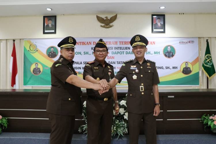 Kajari Medan Lantik Dapot Jadi Kasi Intel dan Feri Ginting Jadi Kasi Datun