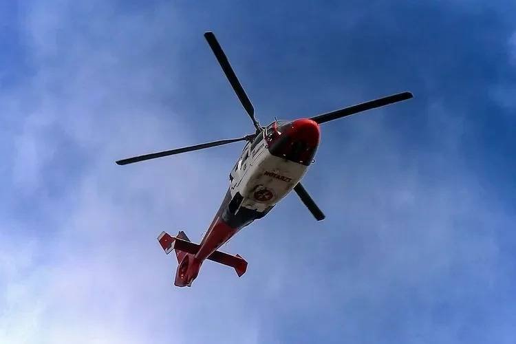 Helikopter Bawa 2 Kru dan 1 Penumpang Hilang Kontak di Halmahera Tengah