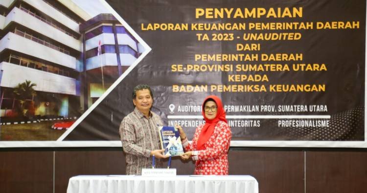 Wali Kota Pematangsiantar Serahkan LKPD Unaudited TA 2023 ke BPK RI