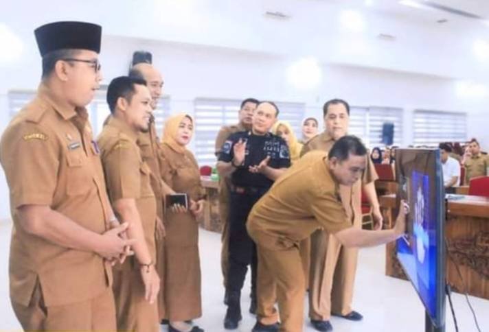 Sekda Launching Aplikasi Siap Bangun Labuhanbatu