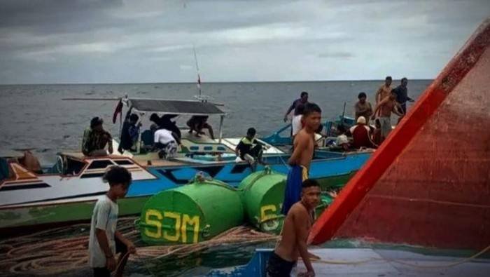 Kapal Jakarta-Lombok Tenggelam di Kepulauan Selayar Sulsel, 22 Kru Hilang