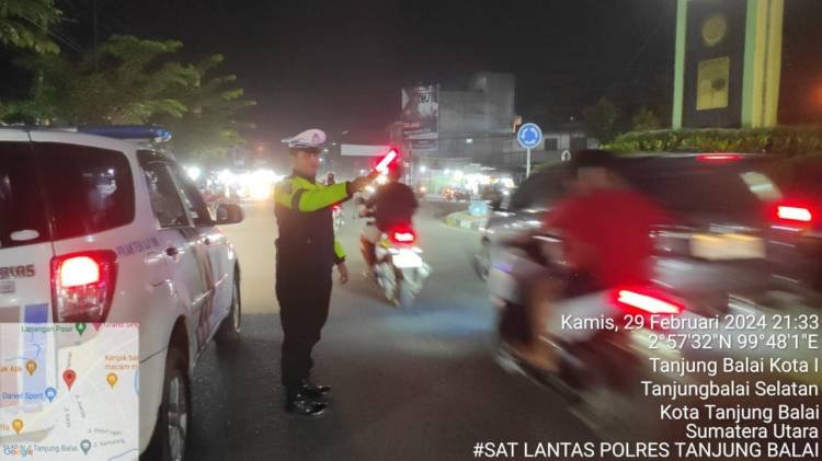 Sat Lantas Polres Tanjungbalai Tingkatkan Blue Light Patrol Malam Hari