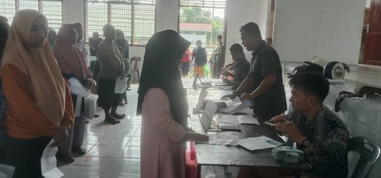 PT Pos Perdagangan Salurkan BPNT dan PKH Tahap II