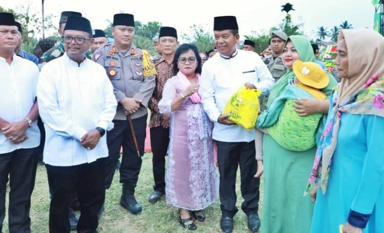 Pemkab Simalungun Buka Puasa Bersama Masyarakat di Gunungmaligas