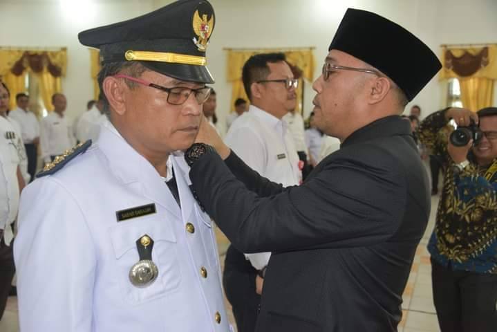 Pj Sekda Humbahas Lantik Pejabat Administrator, Pengawas dan Kepala Sekolah