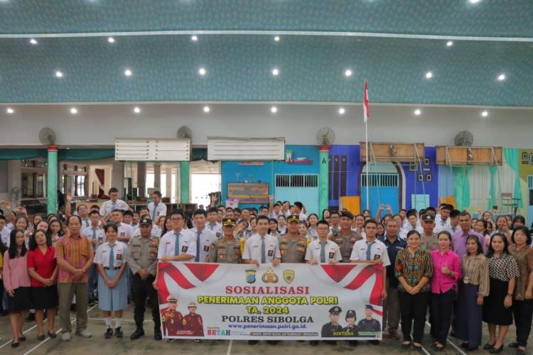 Kapolres Sosialisasi Penerimaan Anggota Polri Bagi Siswa SMA di Sibolga