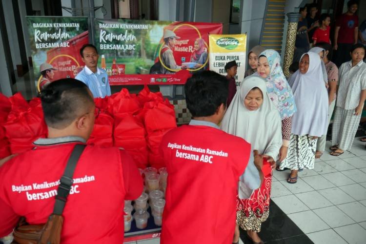 Dapur MasteRasa di Medan, Bagikan 12.000 Paket Berbuka Puasa Masakan Ibu