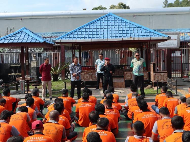 Karutan Tarutung Beserta Jajaran Sosialisasi Pemberian Hak Integrasi bagi Narapidana