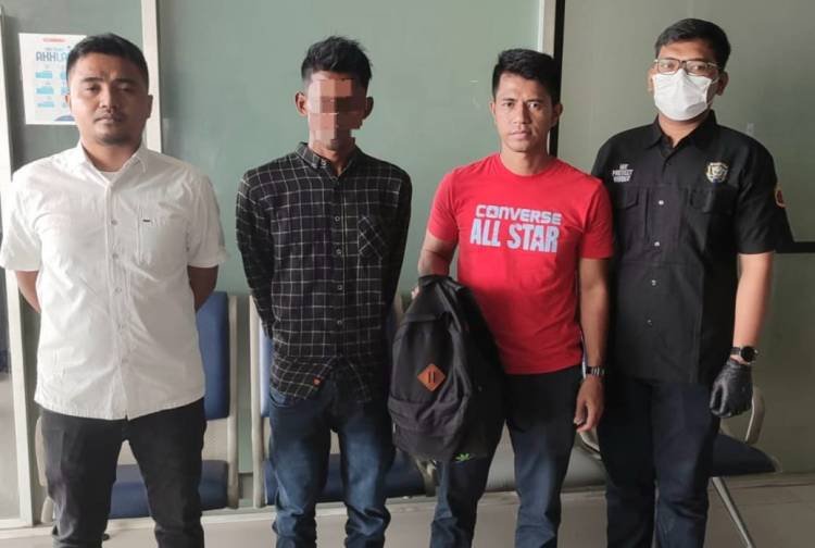 Rekatkan Sabu 353 Gram di Paha, Calon Penumpang Ditangkap di Bandara Kualanamu