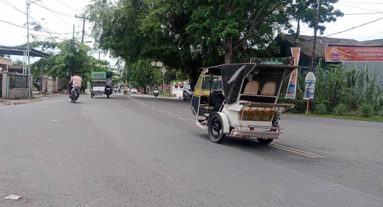 Suasana Lebaran, Bus antar Kota Sepi Melintas di Tebingtinggi