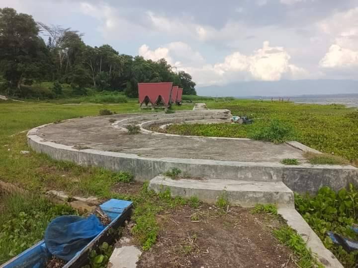 Lokasi Wisata Pantai Godung Uluan Terlantar