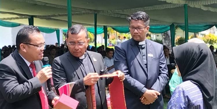 Dies Natalis ke-46 STT HKBP Pematangsiantar Kampanyekan Cinta Lingkungan