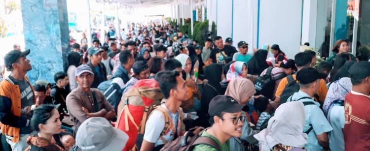 Puncak Arus Balik di Pelabuhan Belawan, KMP Kelud Angkut 3.741 Penumpang