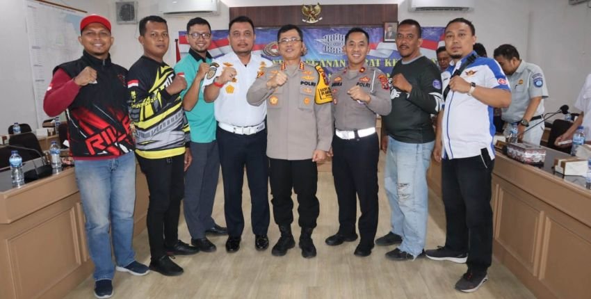 Kapolrestabes Medan Ikuti Penandatanganan Draf SK FLLAJ Lewat Zoom Meeting