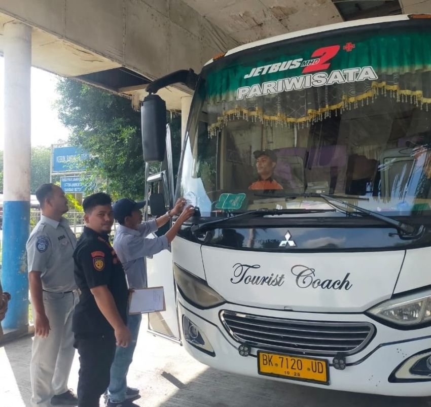 BPTD Sumut Tertibkan Bus Pariwisata