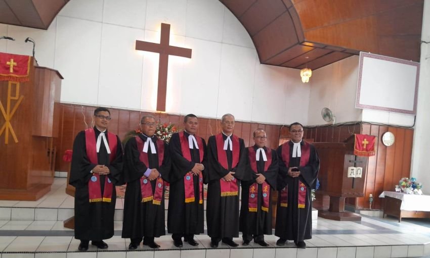 Bishop Emeritus Pdt Oloan Pasaribu MTh 39 Tahun Melayani di GKPI