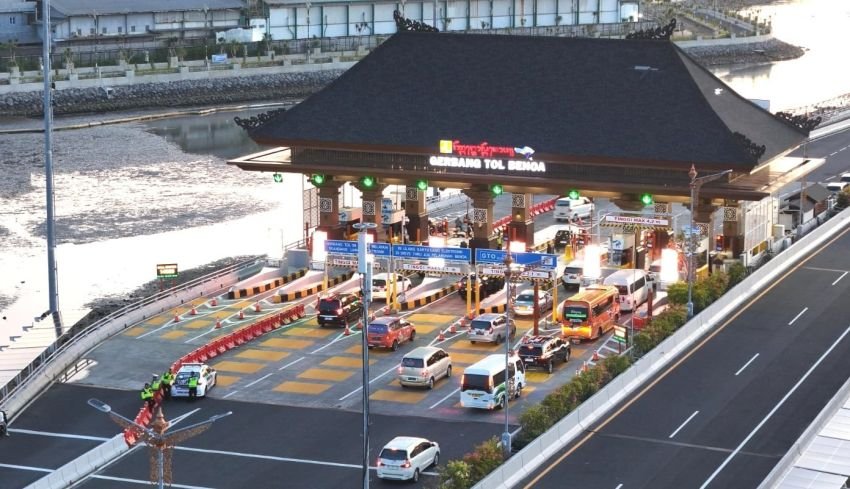 Volume Dua Ruas Tol di Regional Nusantara Naik di Libur Hari Kenaikan Yesus Kristus