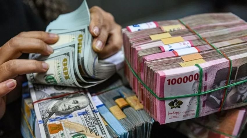 IHSG, Rupiah dan Harga Emas Kompak Melemah
