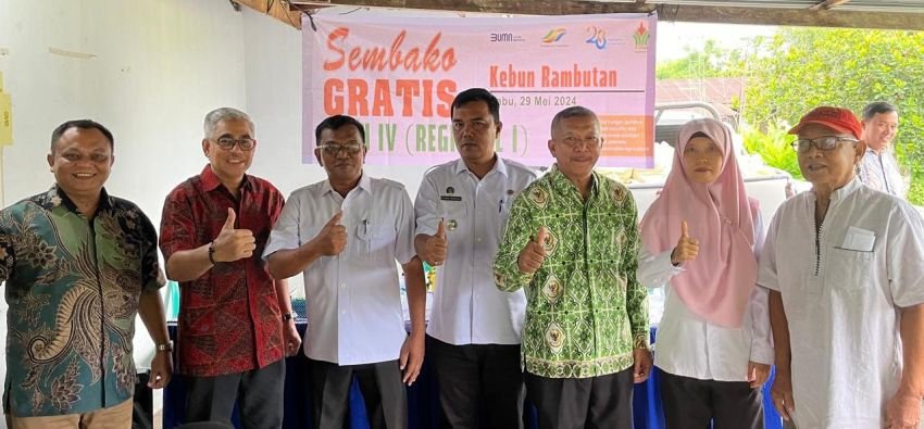 28 Tahun PTPN Grup, PTPN4 Regional 1 Kebun Rambutan Bagikan Sembako Gratis