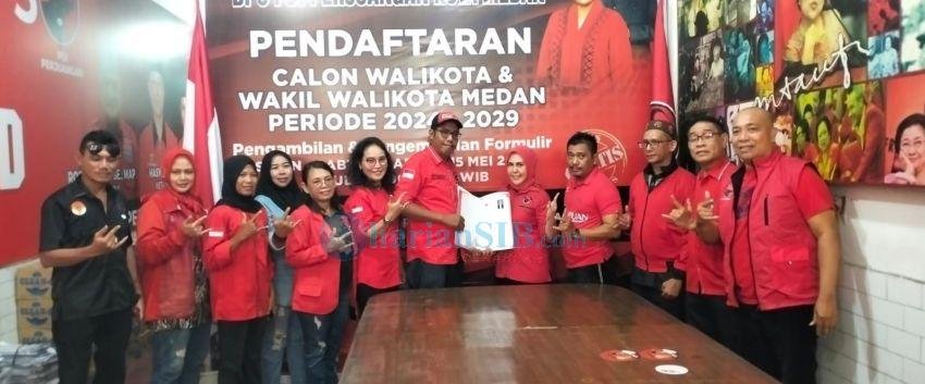 Hj Fitriani Manurung Daftarkan Diri Jadi Balon Wakil Wali Kota Medan ke PDIP